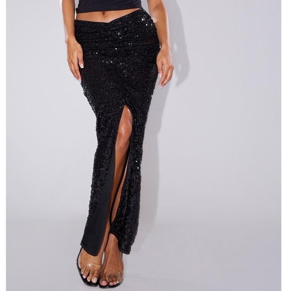 NWT PrettyLittleThing Black Sequin Ruched Waist Maxi Skirt